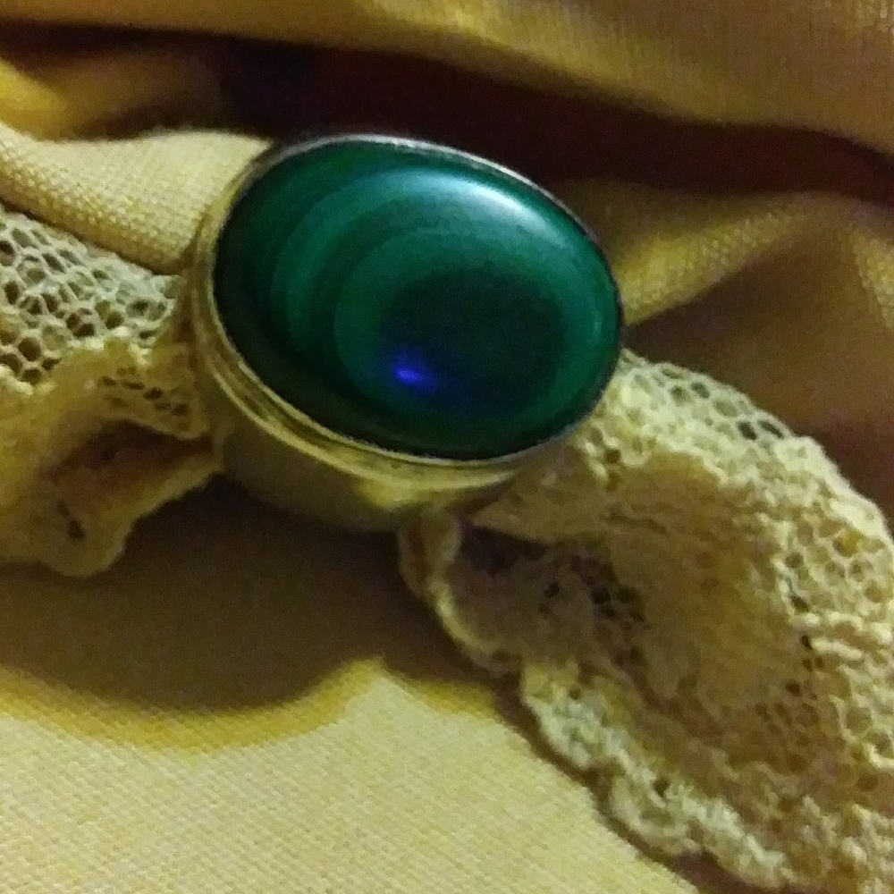 *MALACHITE SILVER RING. SIZE 5 - Picture 6 of 6
